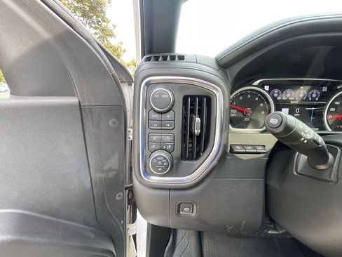 Certified 2020 Chevrolet Silverado 1500 High Country w/ Technology Package AWD/4WD image 18