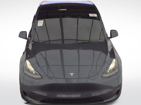 Used 2023 Tesla Model Y Long Range AWD/4WD image 7
