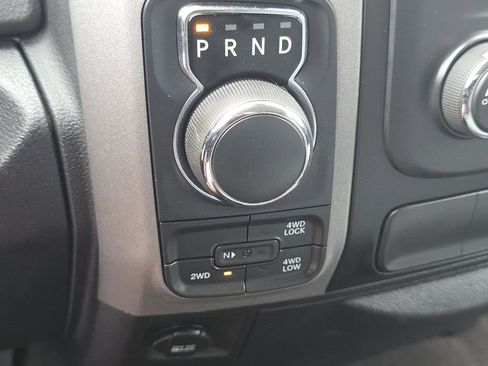 Used 2017 RAM 1500 Express AWD/4WD image 14