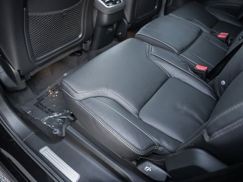 New 2026 Volvo XC90 B6 Ultra w/ Protection Package image 27