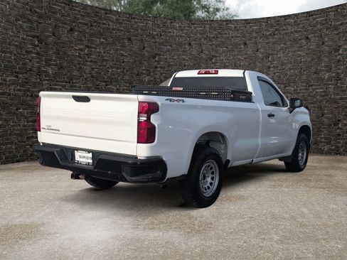 Used 2022 Chevrolet Silverado 1500 W/T w/ WT Value Package image 7