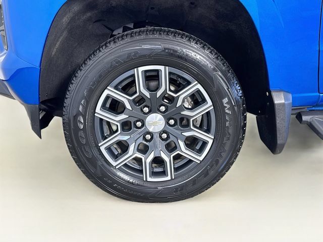 Used 2024 Chevrolet Colorado LT w/ LT Convenience Package III AWD/4WD image 31