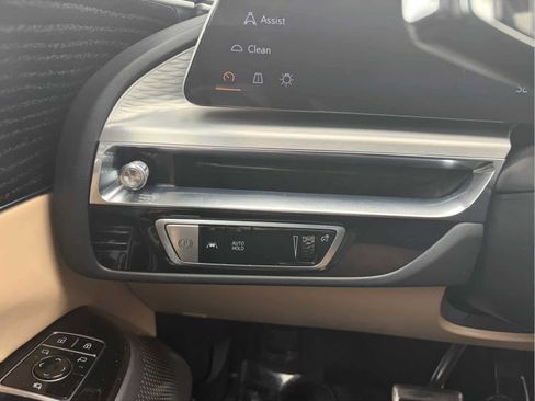 Used 2025 Cadillac Lyriq Sport w/ Nappa Leather Package AWD/4WD image 12