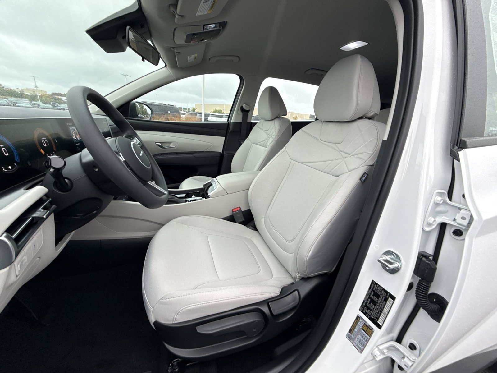 New 2026 Hyundai Tucson SE AWD/4WD image 13