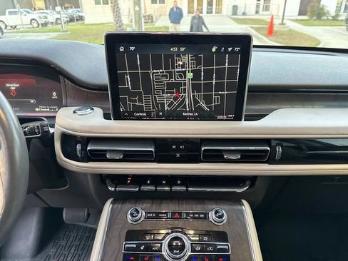 Used 2022 Lincoln Aviator Reserve w/ Elements Package Plus image 26