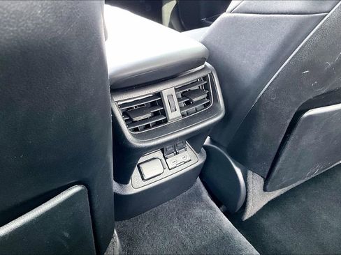 Used 2023 Lexus ES 350 w/ Premium Package image 10