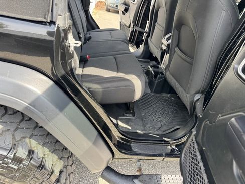 Used 2020 Jeep Wrangler Unlimited Sport image 54