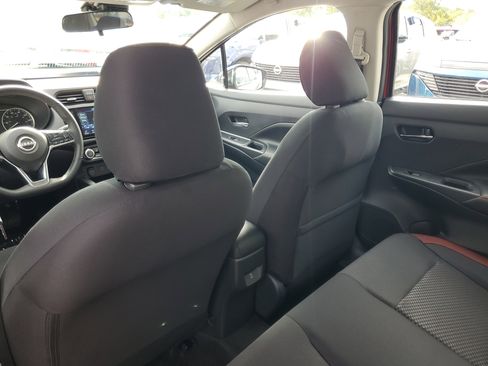 New 2025 Nissan Versa SR w/ Trunk Package image 11