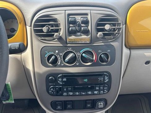 Used 2002 Chrysler PT Cruiser Limited FWD image 23