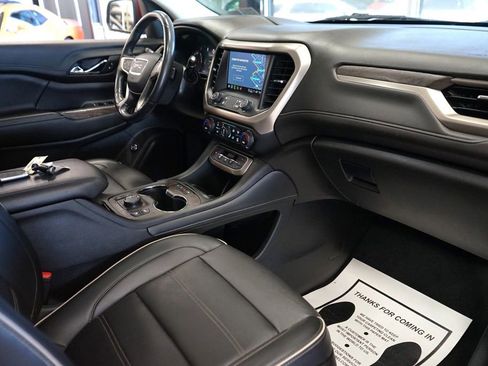 Used 2022 GMC Acadia Denali AWD/4WD image 46