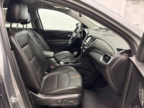 Used 2024 Chevrolet Equinox Premier AWD/4WD image 37