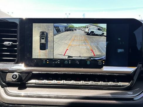 Used 2022 Chevrolet Silverado 1500 ZR2 AWD/4WD image 46