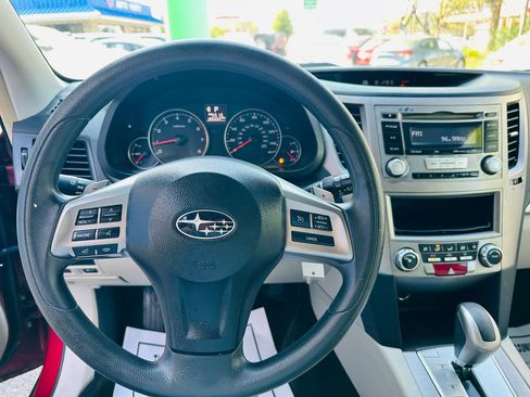 Used 2014 Subaru Outback 2.5i image 16