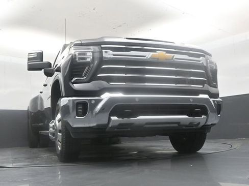 Used 2024 Chevrolet Silverado 3500 LTZ w/ LTZ Plus Package AWD/4WD image 45
