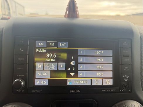 Used 2017 Jeep Wrangler Unlimited Sport w/ Mopar Black Appearance Group image 17