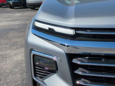 New 2026 Chevrolet Traverse LT w/ Sun and Wheel Package image 10