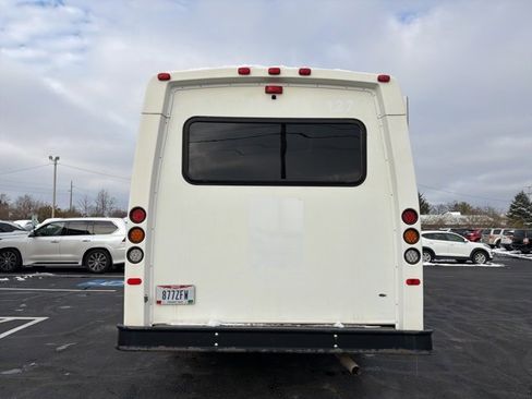 Used 2019 Ford E-350 and Econoline 350 Super Duty w/ Shuttle Bus Prep Package image 6