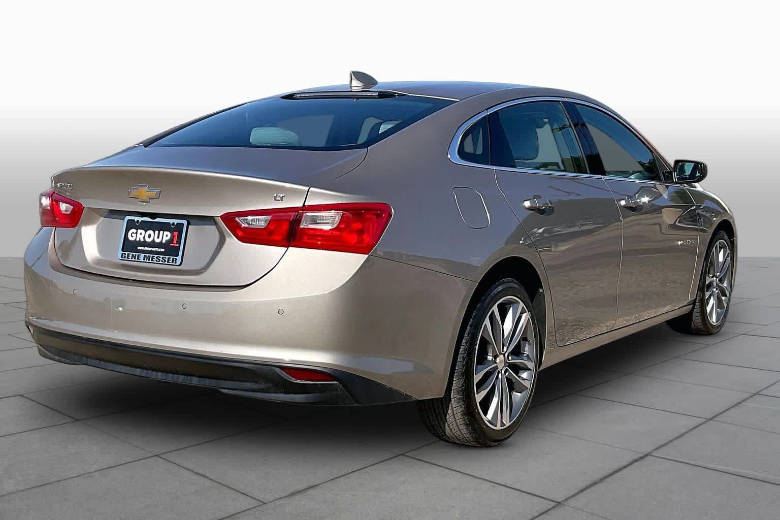 Used 2025 Chevrolet Malibu LT FWD image 13