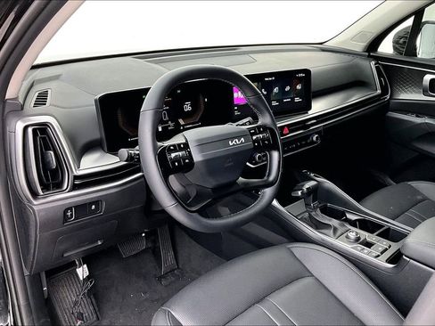 Used 2026 Kia Sorento S image 17