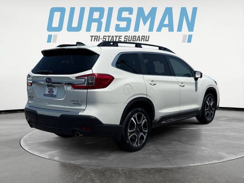 Used 2023 Subaru Ascent Limited w/ Technology Package AWD/4WD image 6