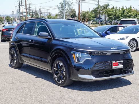 Used 2023 Kia Niro Wind FWD image 3