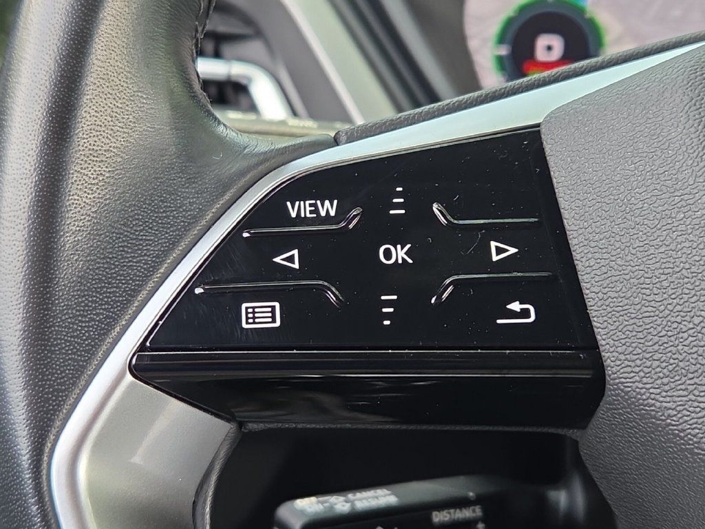 Used 2023 Audi Q4 e-tron Premium Plus RWD image 25