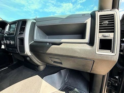 Used 2020 RAM 1500 Express w/ Express Value Package RWD image 22
