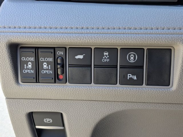 Used 2023 Honda Odyssey Elite image 26