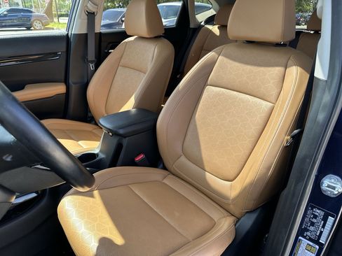 Certified 2024 Kia Seltos EX AWD/4WD image 13