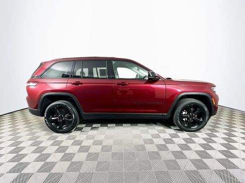 Certified 2023 Jeep Grand Cherokee Limited w/ Black Appearance Package AWD/4WD image 14