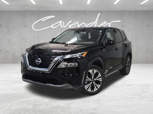 Used 2023 Nissan Rogue SV image 1