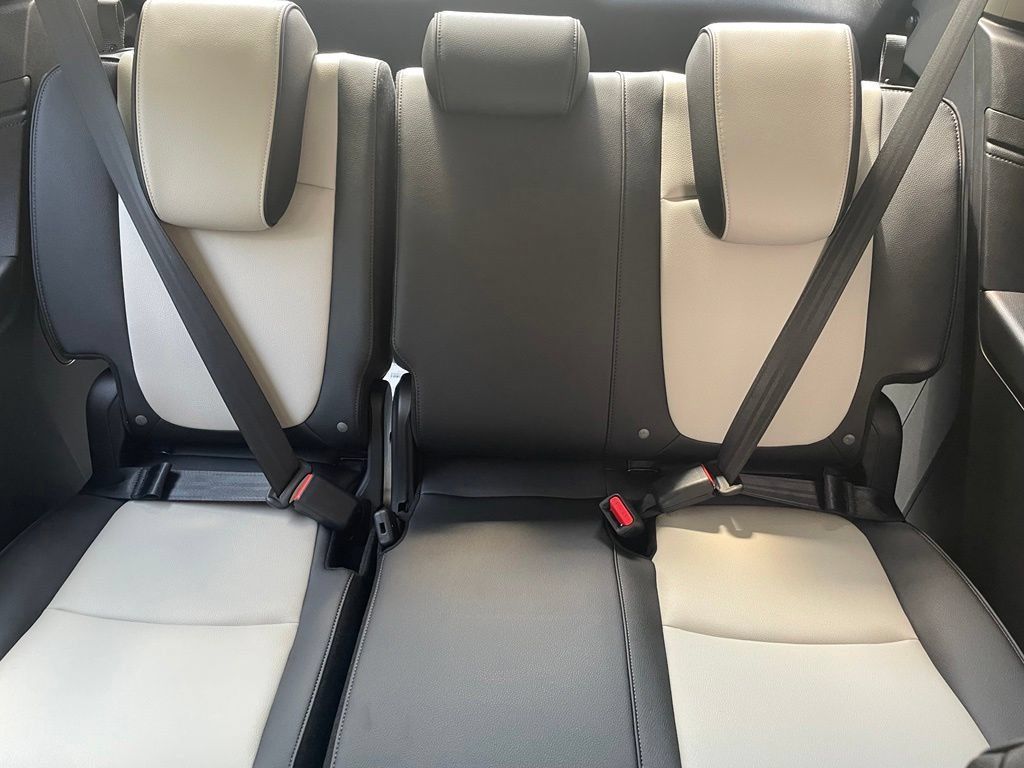 New 2027 Honda Odyssey Elite image 9