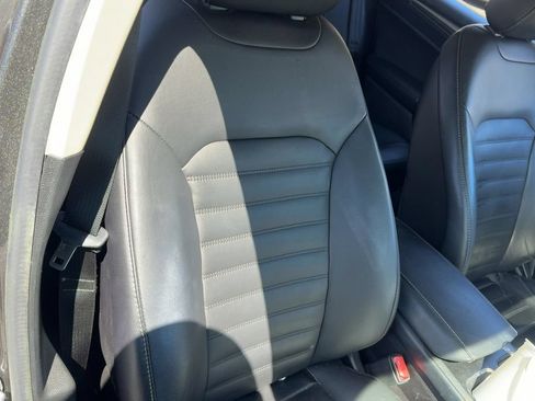 Used 2017 Ford Fusion Energi SE FWD image 15