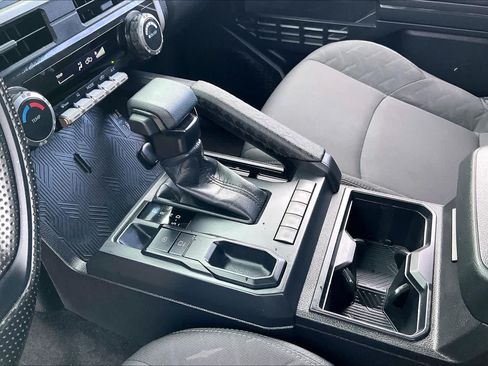 Used 2024 Toyota Tacoma SR RWD image 15
