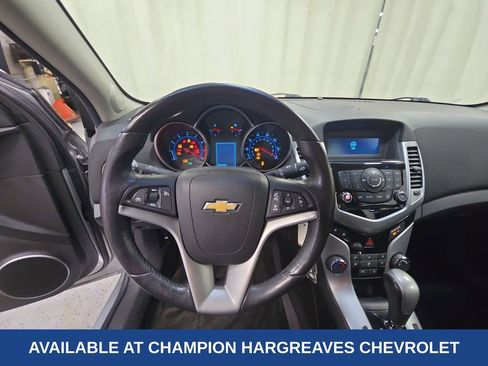 Used 2011 Chevrolet Cruze LT image 15