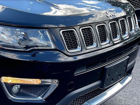Used 2020 Jeep Compass Limited AWD/4WD image 32