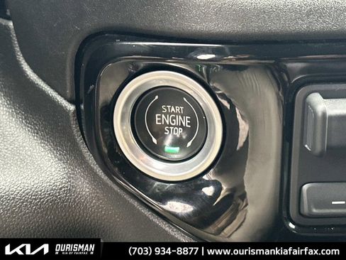 Used 2022 Chevrolet Silverado 1500 LT image 14