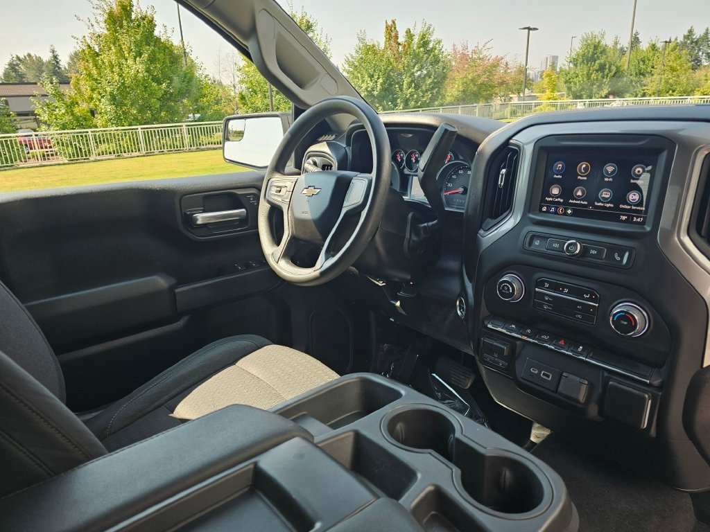 Used 2023 Chevrolet Silverado 1500 Custom AWD/4WD image 10