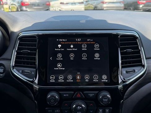 Used 2020 Jeep Grand Cherokee Altitude AWD/4WD image 25