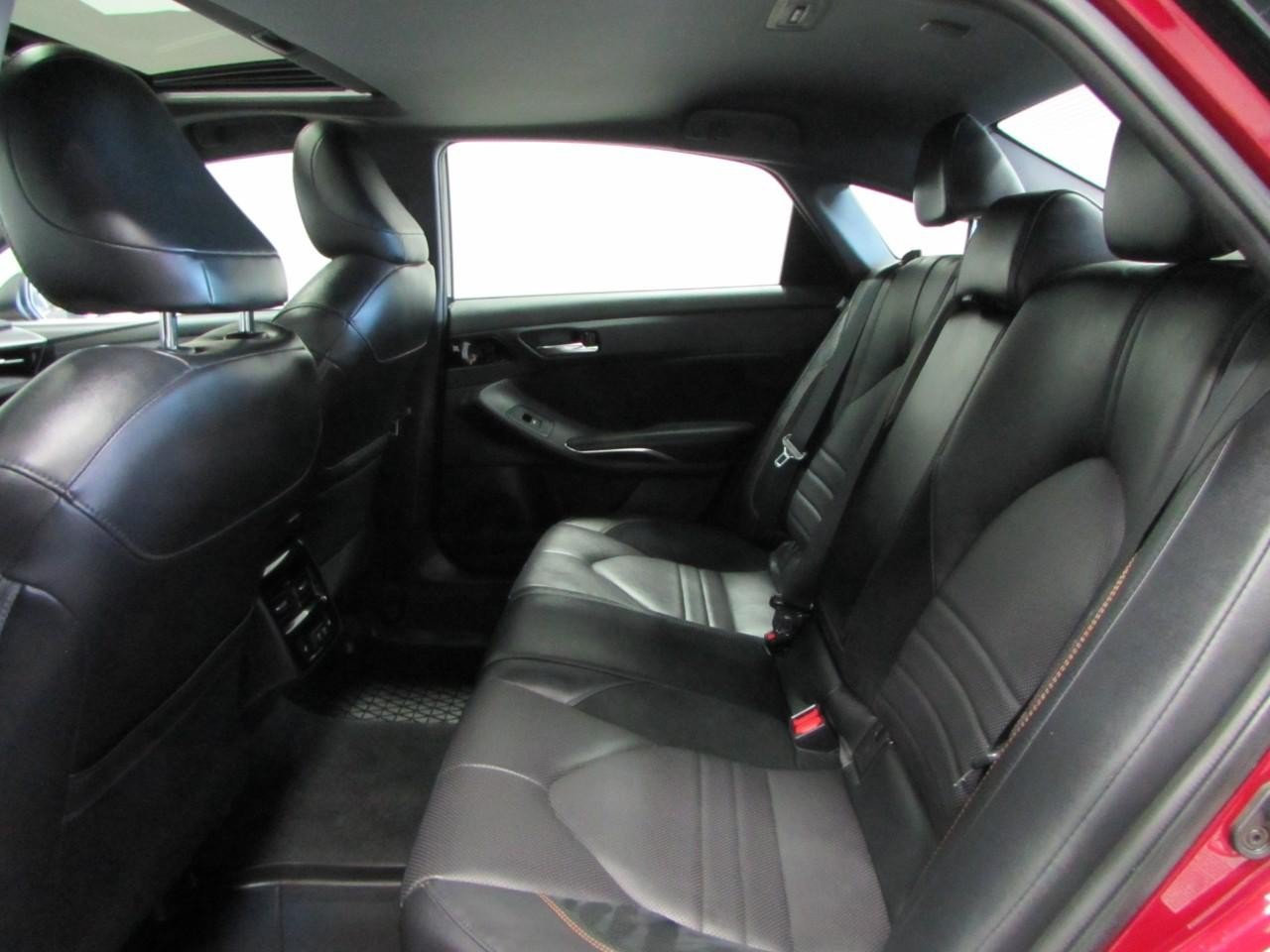 Used 2019 Toyota Avalon Touring w/ All Weather Liner Package FWD image 15