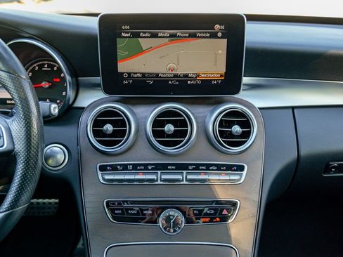 Used 2018 Mercedes-Benz C 300 4MATIC Sedan image 48