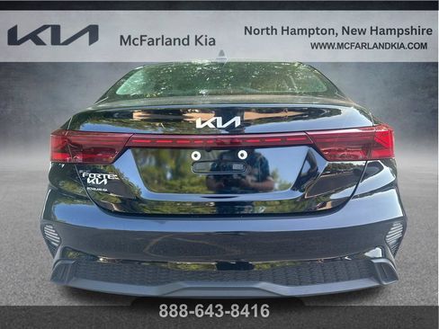 Used 2024 Kia Forte LXS FWD image 8