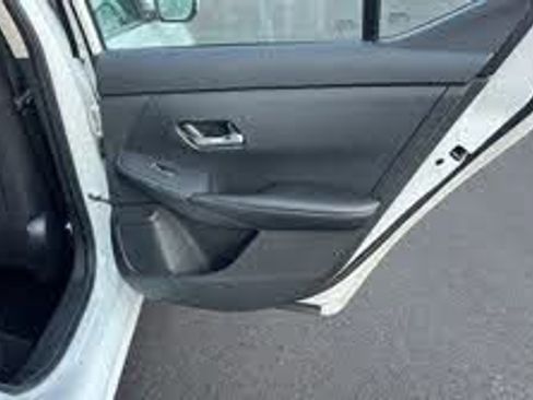 Used 2023 Nissan Sentra SV w/ All-Weather Package FWD image 15