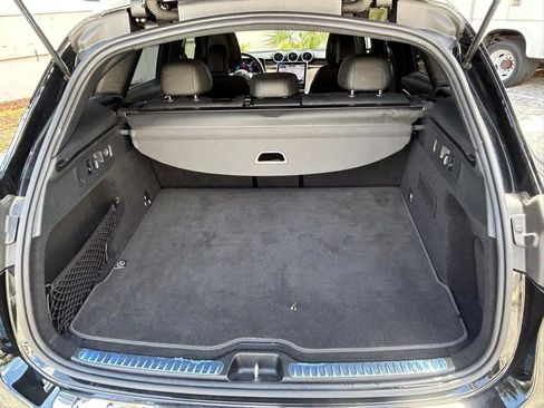 Used 2023 Mercedes-Benz GLC 300 4MATIC w/ Exclusive Trim Package image 24