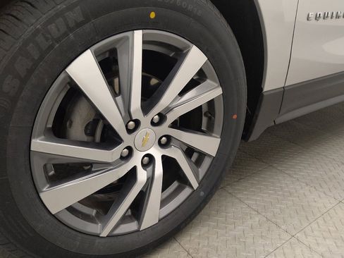 Used 2022 Chevrolet Equinox LT FWD image 31