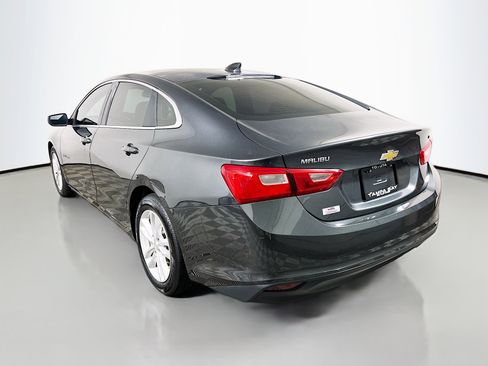 Used 2016 Chevrolet Malibu LT image 8
