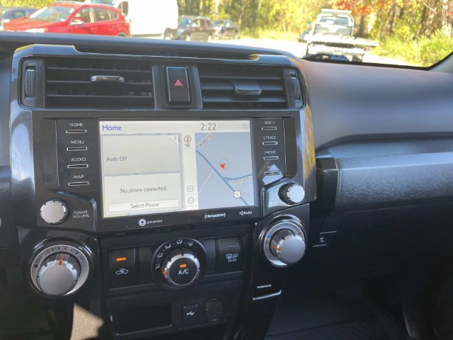 Used 2021 Toyota 4Runner Venture w/ Moonroof Package AWD/4WD image 22