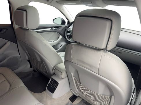 Used 2015 Audi A3 1.8T Premium image 41