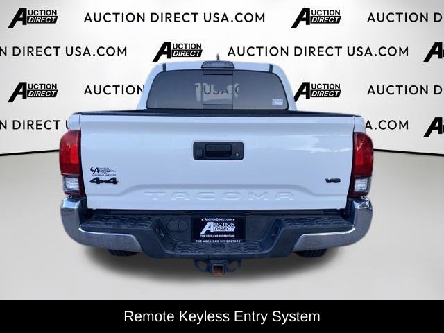 Used 2018 Toyota Tacoma SR5 AWD/4WD image 6