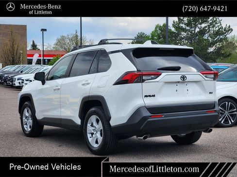 Used 2020 Toyota RAV4 XLE w/ All Weather Liner Package FWD image 5